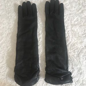 Etienne Aigner Leather Gloves